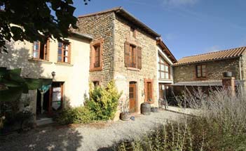 Accommodation in the heart of the Hermitage appellation